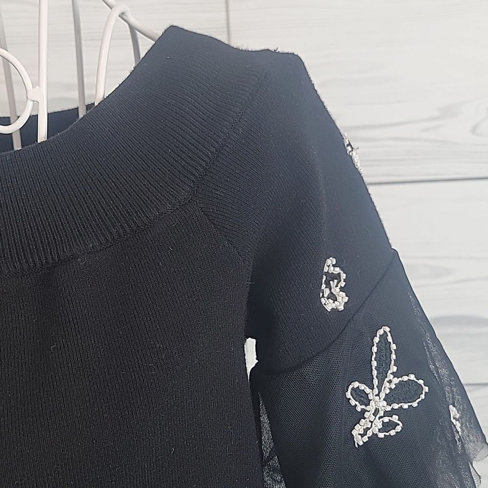 I-N-C pullover sweater black with tulle ruffle sleeves  Size L ( runs small) - Picture 4 of 10